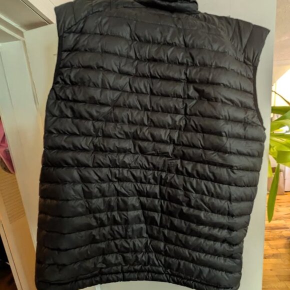 MEC Down Puffer Vest XL - Picture 2 of 2